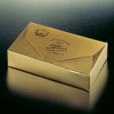 StarBags Box Packaging Solutions - Scatola tonda rivestimento in alcantara  Rosa personalizzazione in stampa a caldo oro • • • • info e preventivi  📱WhatsApp +393886513524 📞081/7112781 - 081/7114615 ✉️  info@starboxbags.com 🛍www.starboxbags.com🛍